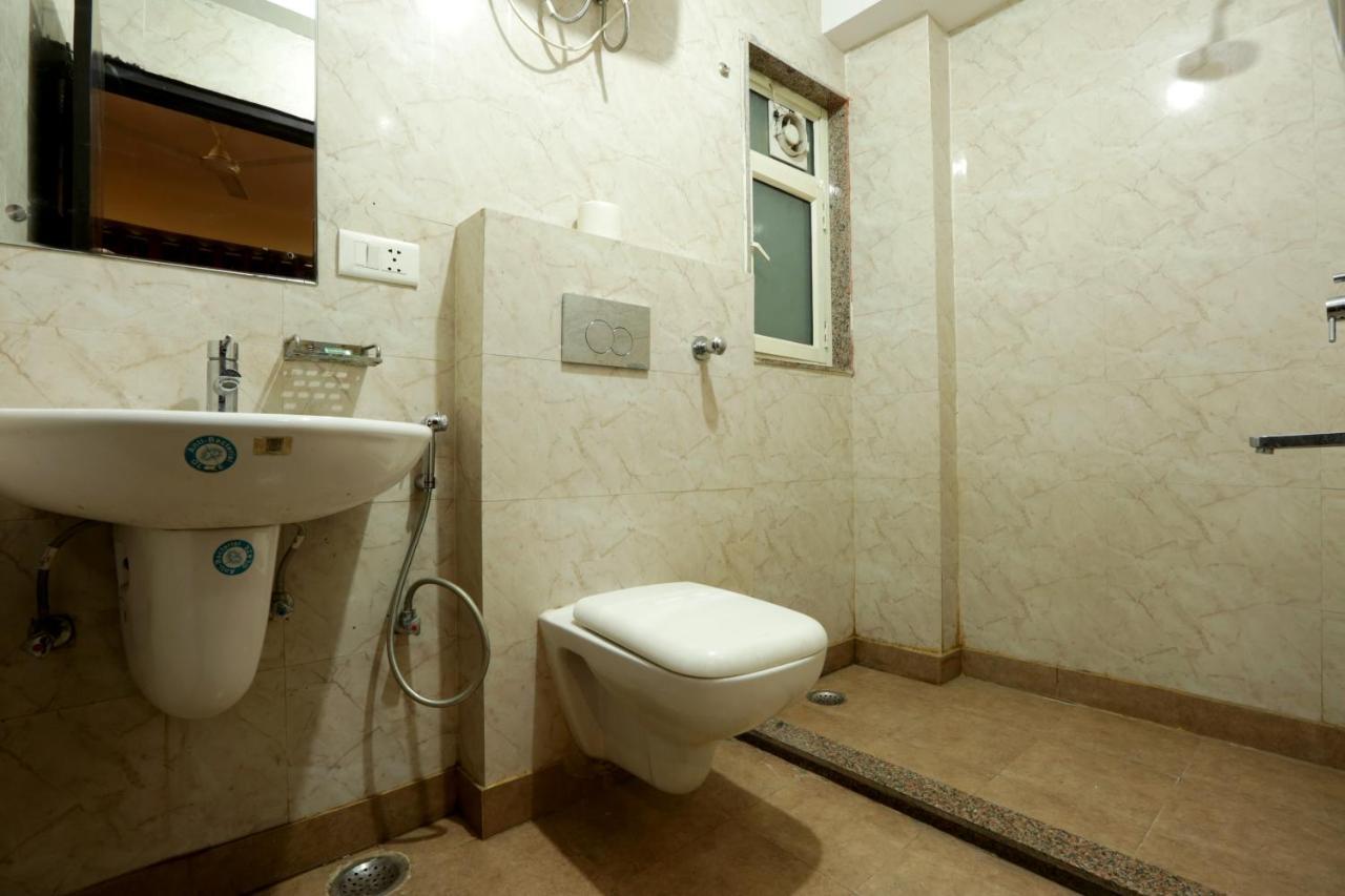 Hotel Classic Plaza At Delhi Airport Neu-Delhi Exterior foto